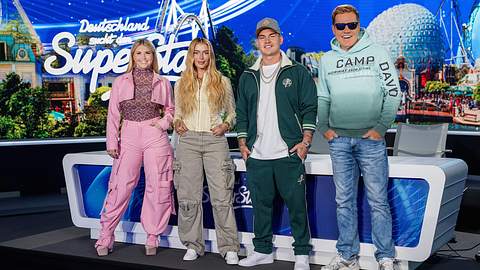 Die DSDS-Jury rund um Beatrice Egli, Loredana, Pietro Lombardi und Dieter Bohlen - Foto: RTL / Markus Hertrich