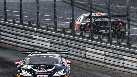 DTM-Fahrzeuge beim Rennen auf dem Norisring 2025 in Nürnberg. - Foto: DTM