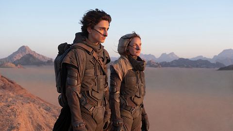 Paul Mescal und Rebecca Ferguson in Dune von Denis Villeneuve - Foto: Media Press