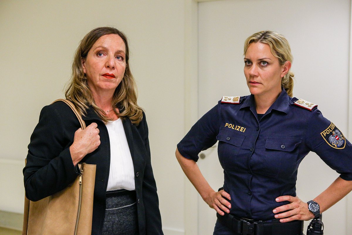CopStories copstories