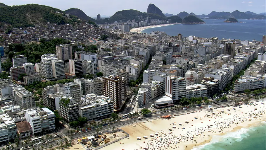 im flug über rio de janeiro