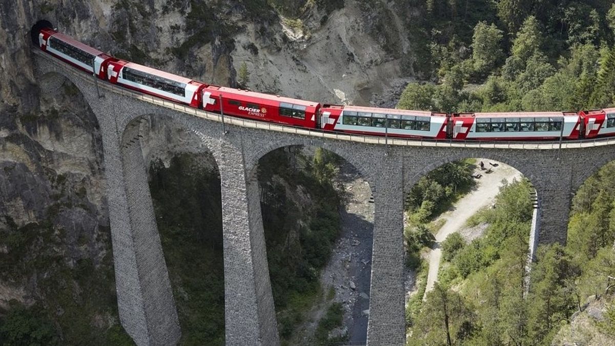 traumhafte bahnstrecken der schweiz