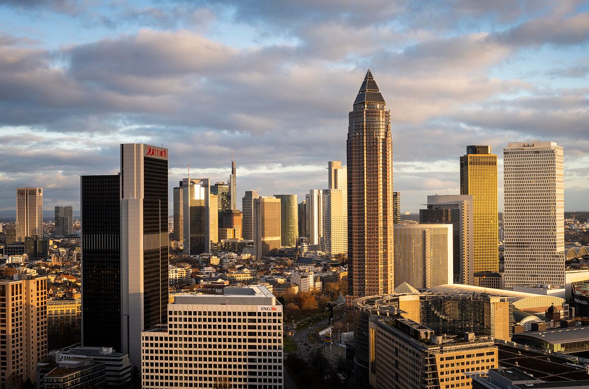 inside skyline frankfurt