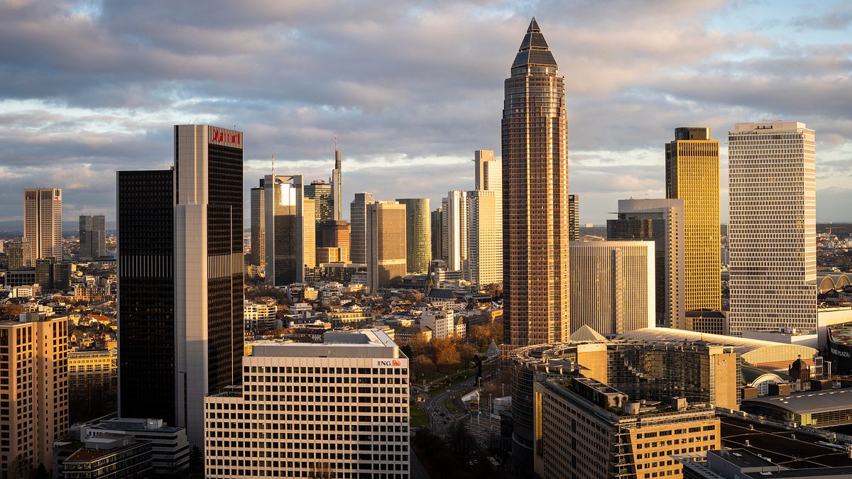 inside skyline frankfurt