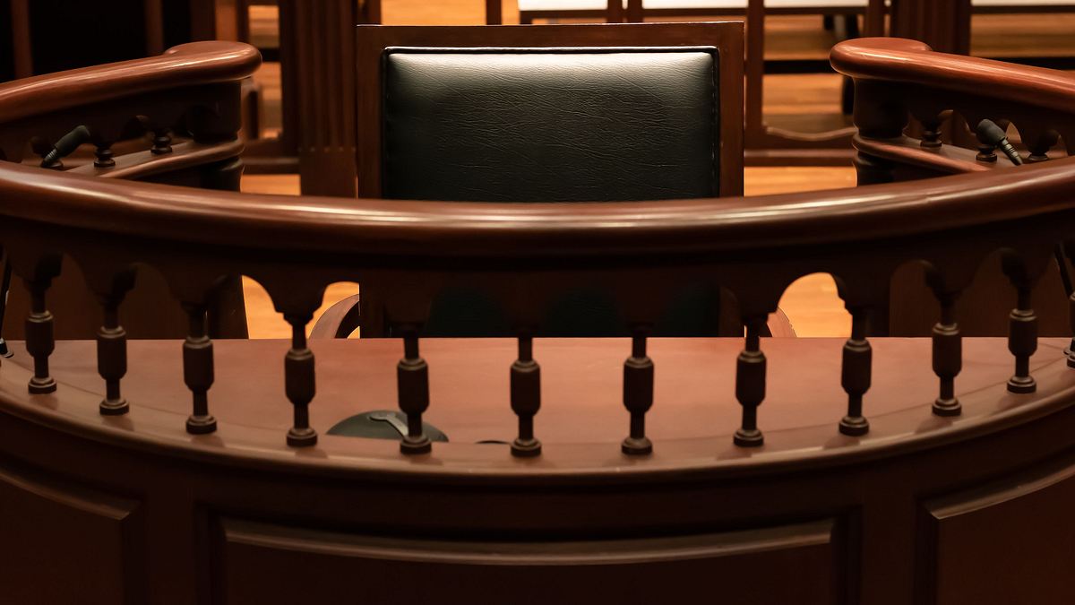 court cam - auf der anklagebank