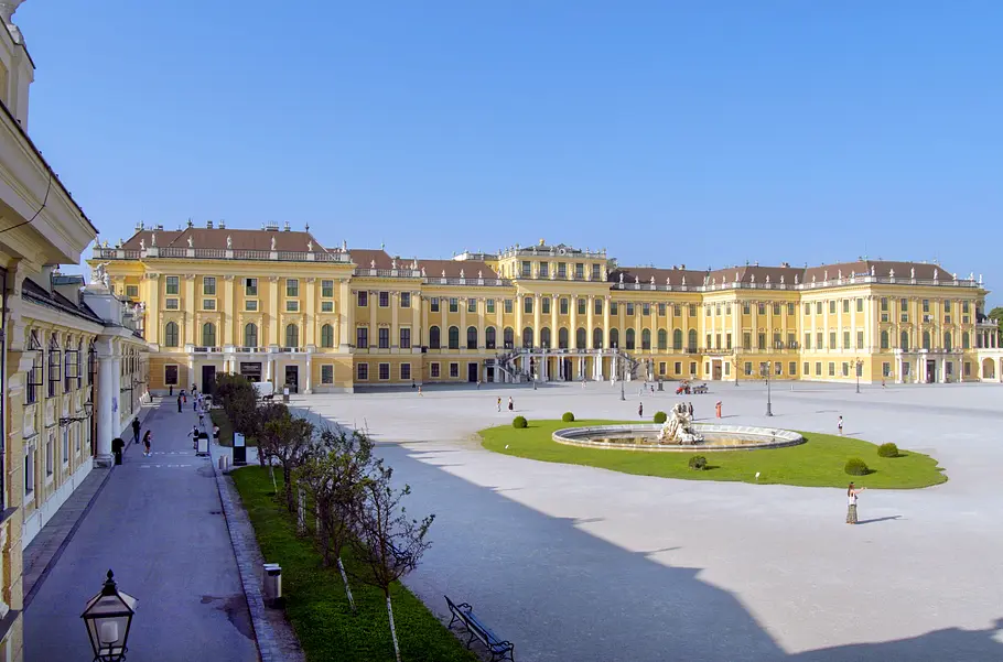 Schloss Schönbrunn - hinter der Fassade der Macht schloss schönbrunn - hinter der fassade der macht