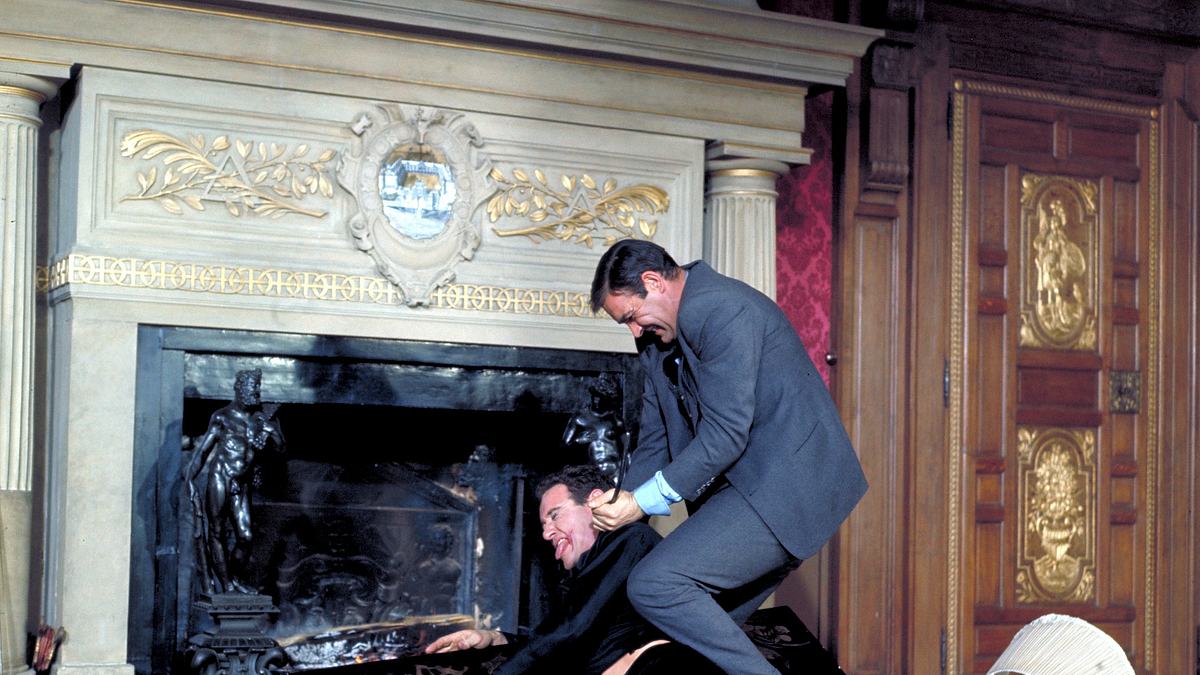 james bond 007: feuerball