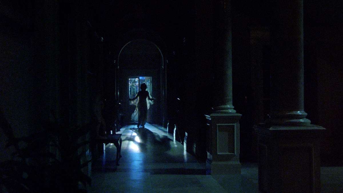 Schatten um Dominique