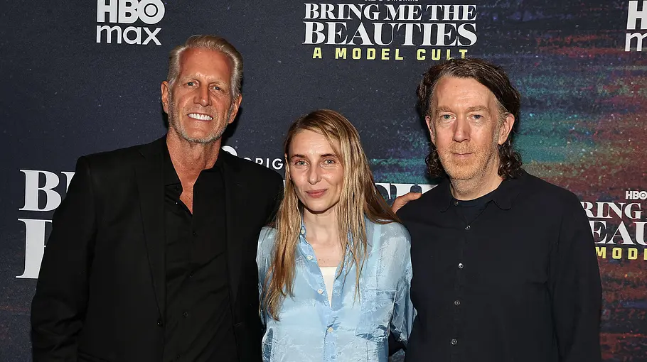 „Bring me the Beauties“ Drei Schauspieler bei der US-Premiere von „Bring me the Beauties“.