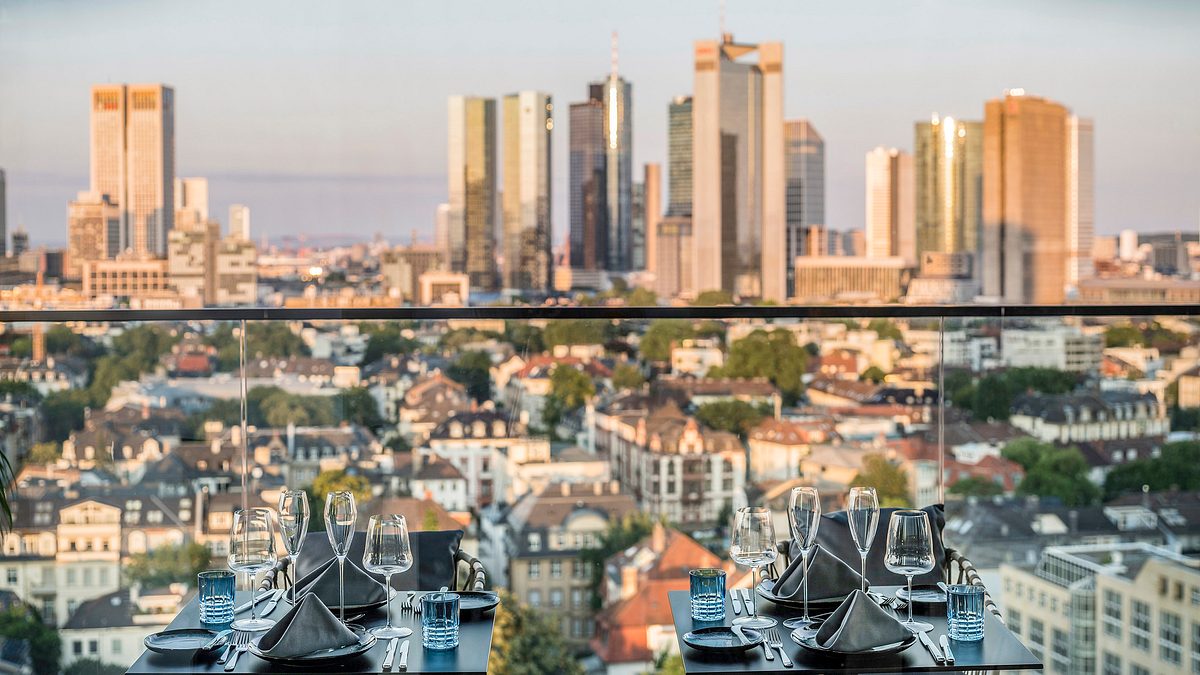 inside skyline frankfurt