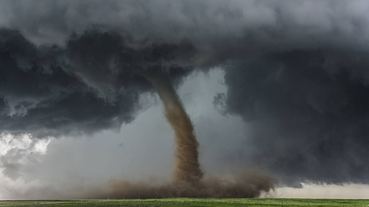 monsterwetter: erdrutsch, fluten und tornados