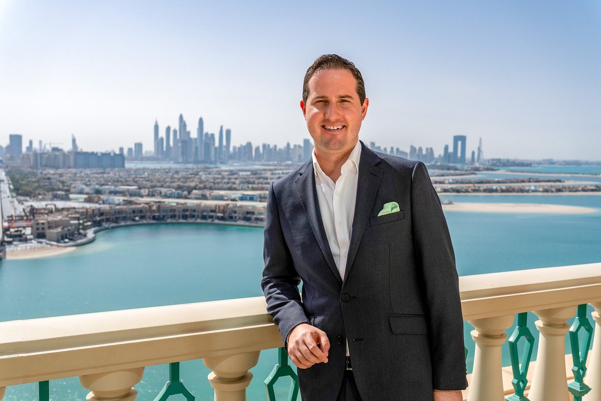 Inside Dubai: Playground of the Rich inside dubai: playground of the rich
