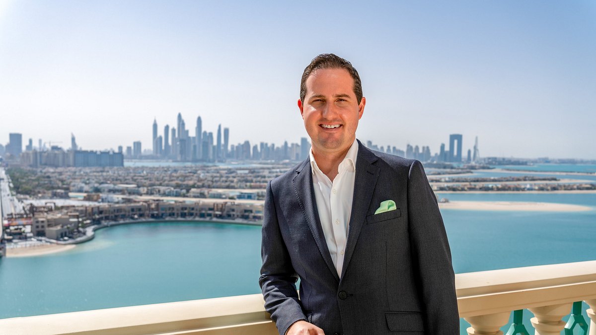 inside dubai: playground of the rich