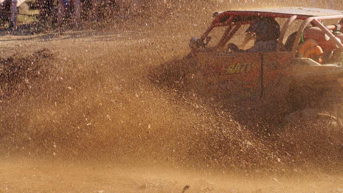 Mud Madness - Die Schlamm-Racer mud madness - die schlamm-racer
