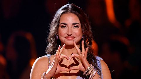 Ekaterina Leonova lächelt - Foto: IMAGO / Panama Pictures
