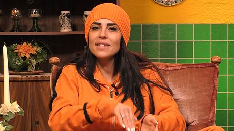 Ist das Elena Miras Grund für ihren Auszug bei PBB? - Foto: Joyn