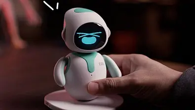 Ein kleiner smarter Roboter für den Schreibtisch - Foto: Amazon/PR