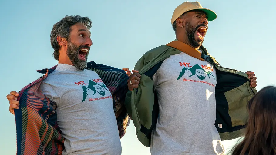 Erleben wir in Staffel 3, wie es Claude und Danny in Philadelphia geht? Marco Calvani als Claude und Colman Domingo als Danny in The Four Seasons Staffel 2.