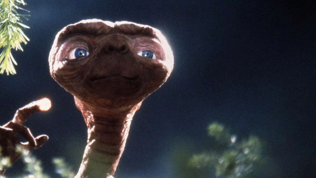 »Nach Hause telefonieren« – Wie E. T. Kinos und Herzen eroberte »Nach Hause telefonieren« – Wie E. T. Kinos und Herzen eroberte