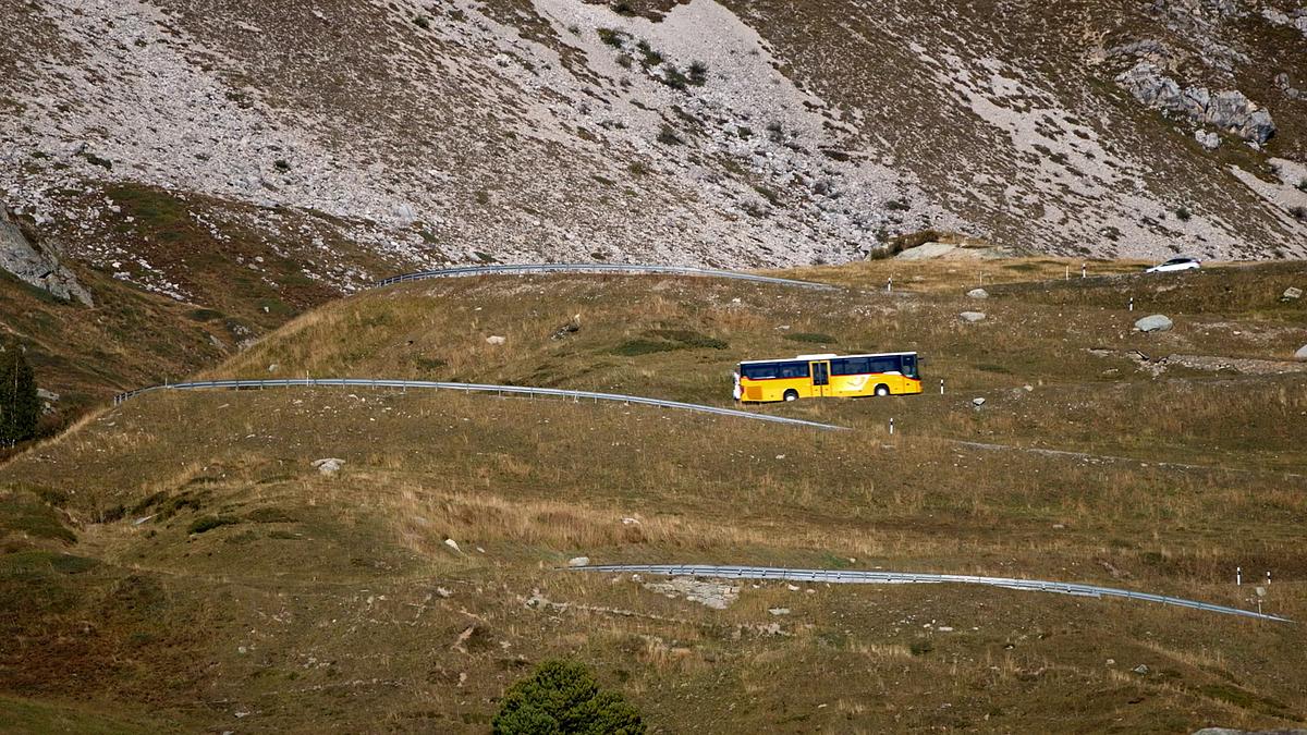 mit dem postauto durch die schweiz