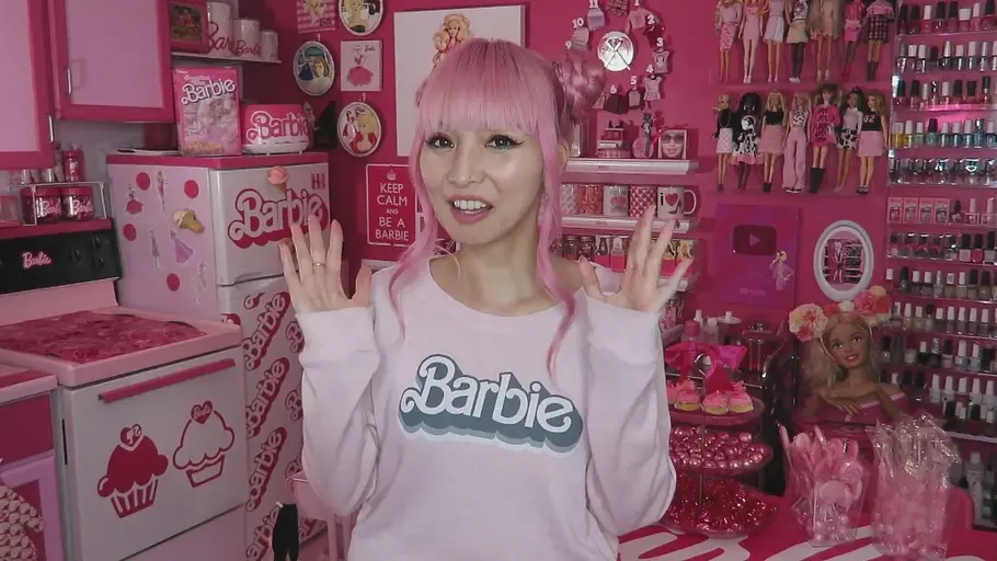 Das System Mattel: Barbies schmutziges Geheimnis das system mattel: barbies schmutziges geheimnis