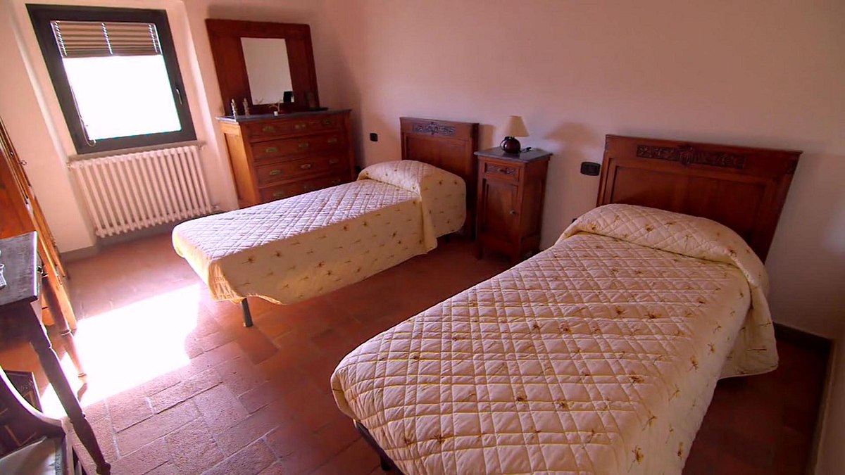 House Hunters International house hunters international