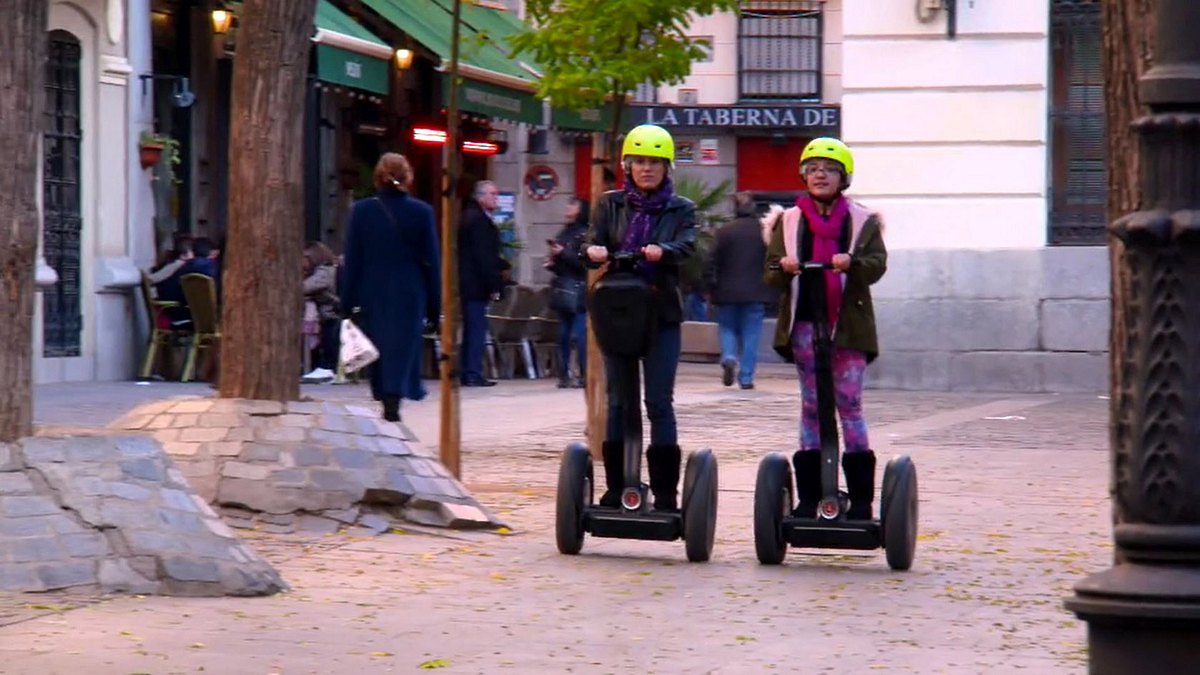 house hunters international