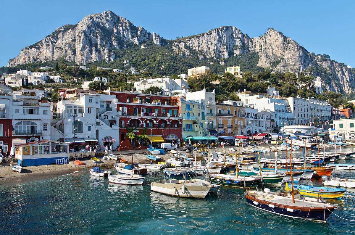 capri - sehnsuchtsziel im blauen meer