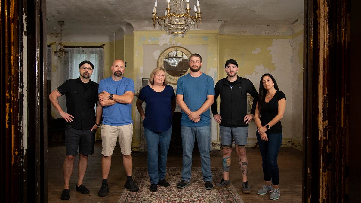 ghost hunters