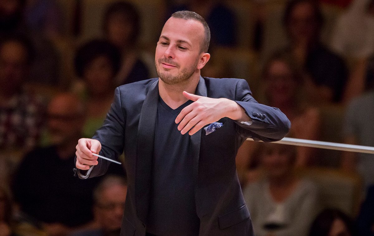yannick nézét-seguin conducts the rotterdam philharmonic : shostakovich