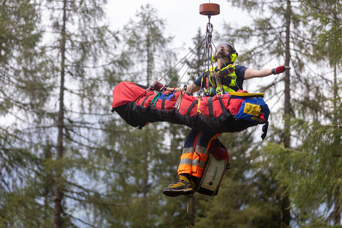 In höchster Not - Bergretter im Einsatz in höchster not - bergretter im einsatz