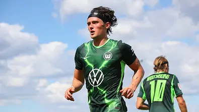 Fabian Reese beim Testspiel des VfL Wolfsburg - Foto: IMAGO / Jan Huebner Fabian Reese beim Testspiel des VfL Wolfsburg - Foto: IMAGO / Jan Huebner
