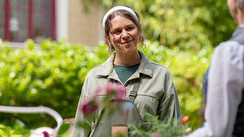 Sturm der Liebe Fanny lächelt  - Foto: ARD/WDR/Thomas Neumeier