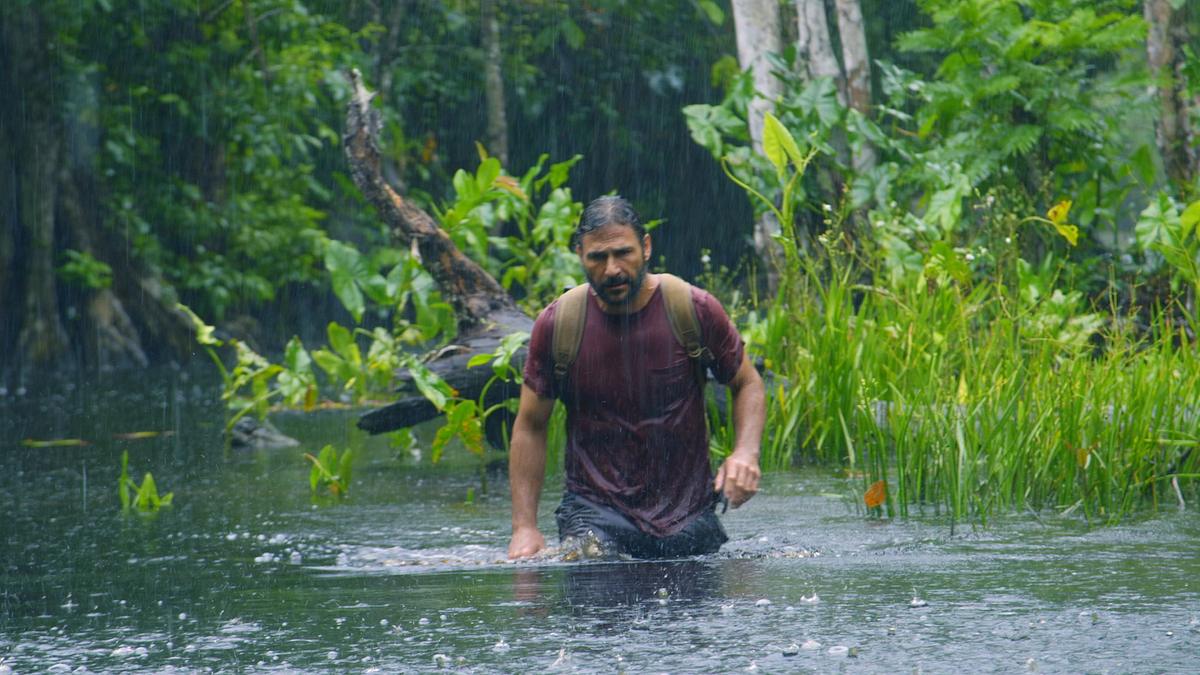 extreme survival mit hazen audel: wettlauf durch den amazonas