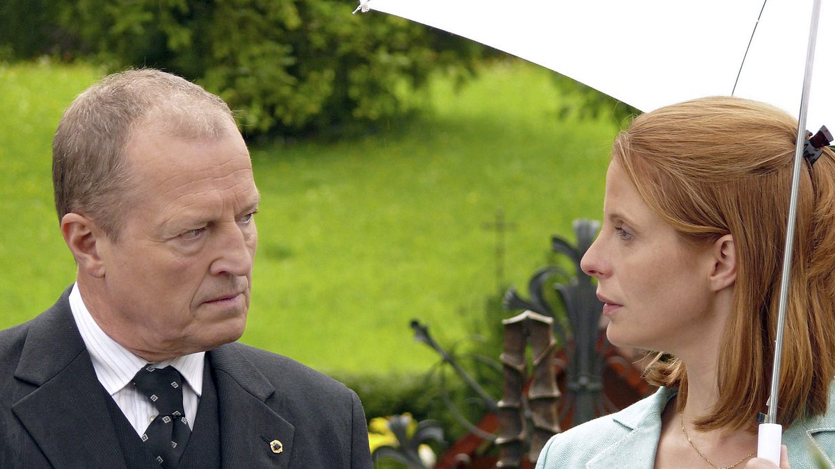 zwei herzen und ein edelweiß