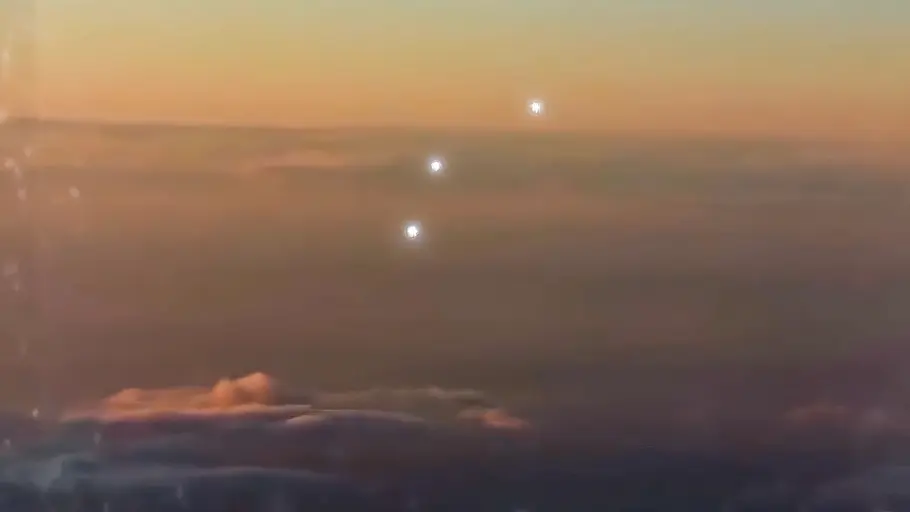 UFO gesichtet - Die wahren Foo-Fighter ufo gesichtet - die wahren foo-fighter