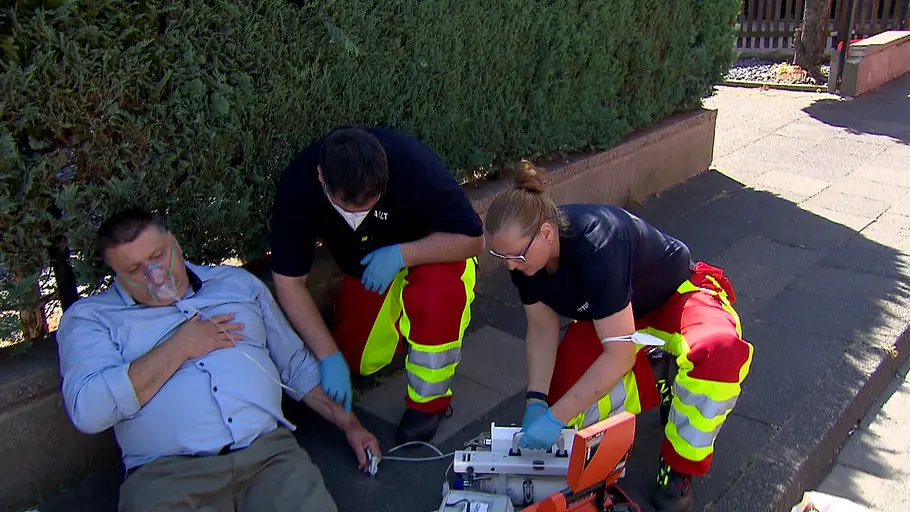 SOS - Retter im Einsatz sos - retter im einsatz