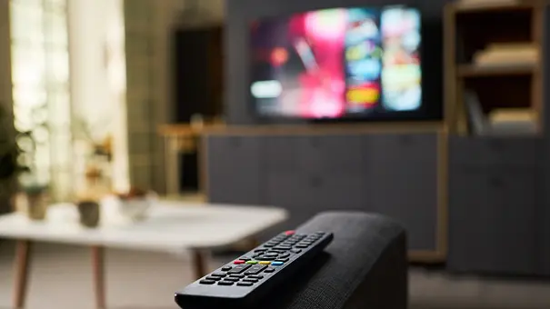Fernsehprogramm für Sonntag - Foto: iStock