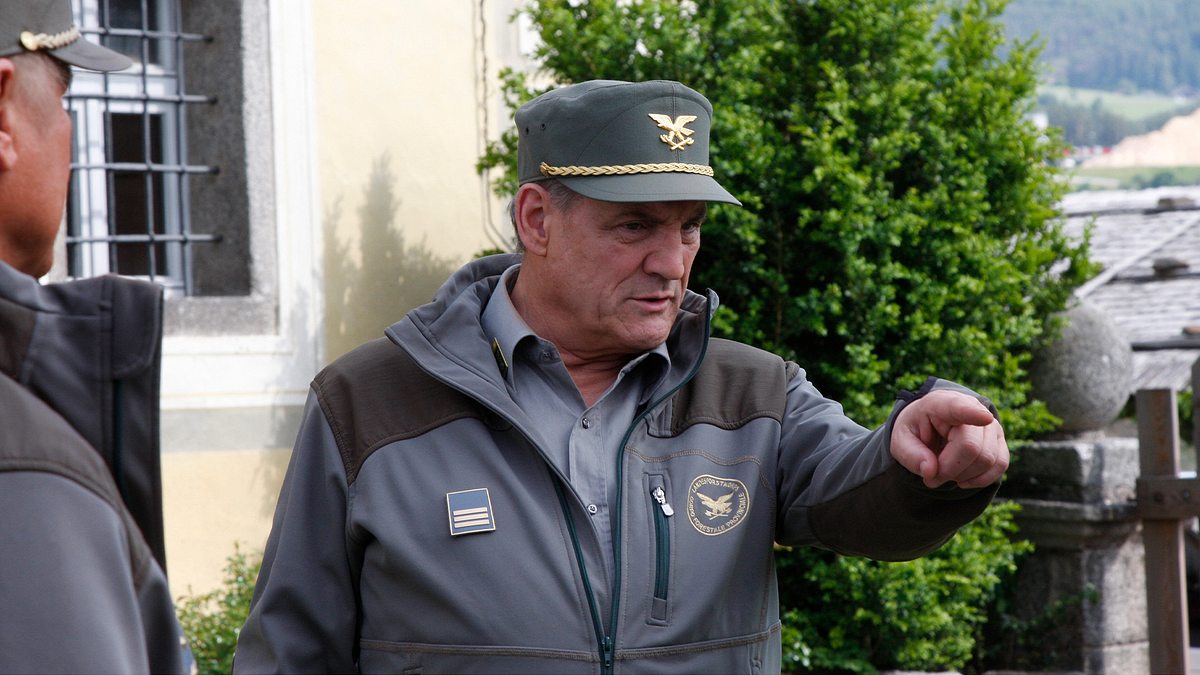 die bergpolizei - ganz nah am himmel