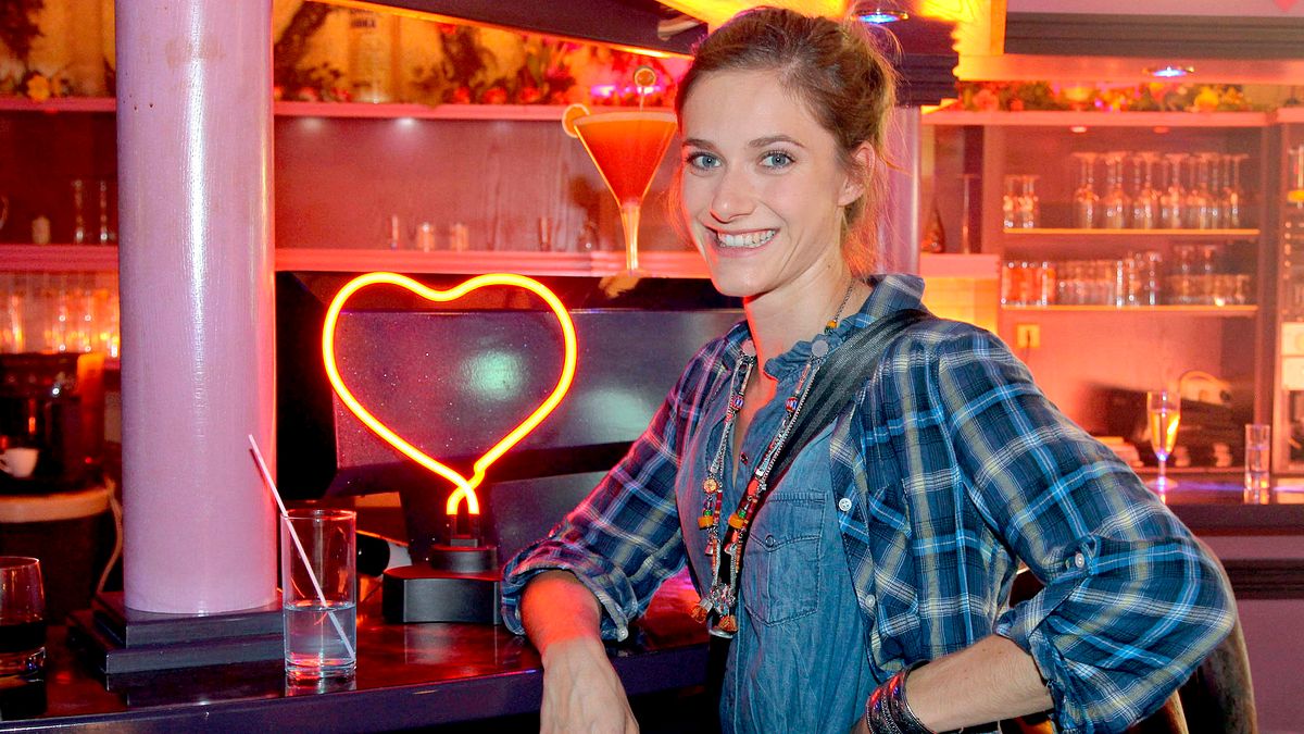 vier frauen und ein todesfall