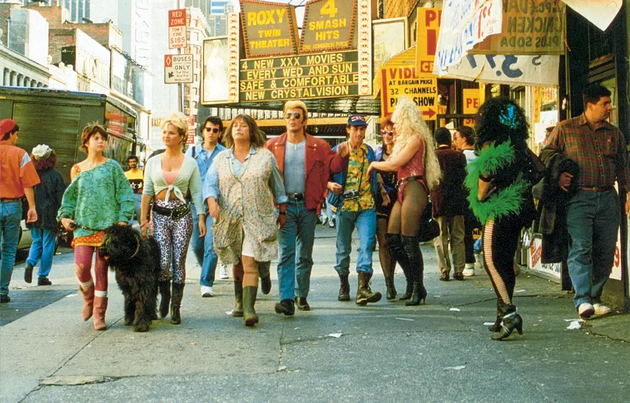Tina (Nanni Lehnhausen), Tochter Kees Flodder (Tatjana Simic), Mama Flodder (Nelly Frijda), Sohn Johnnie Flodder (Huub Stapel), Sohn Kees Flodder (René van ’t Hof) Eine Familie zum Knutschen in Manhattan