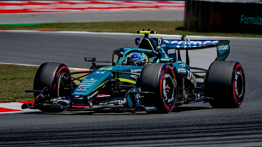 Formel 1 Formula 1 Fahrer Fernando Alonso vom Team Aston Martin