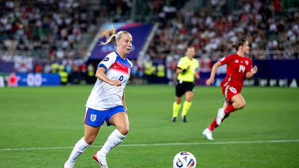 Beth Mead englische Fußball-Nationalmannschaft - Foto: IMAGO / Eibner