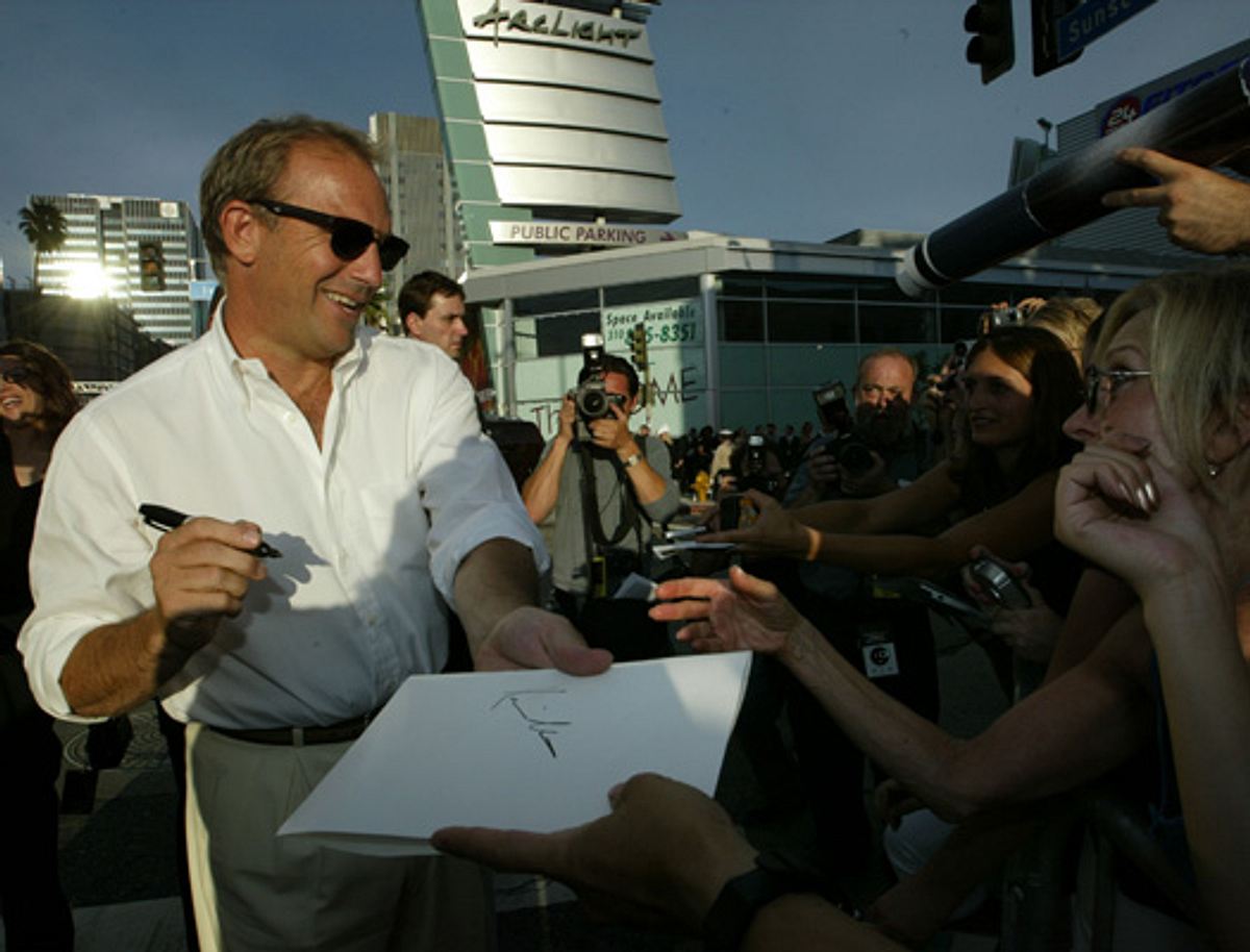Kevin-Costner-20-525x400.jpg