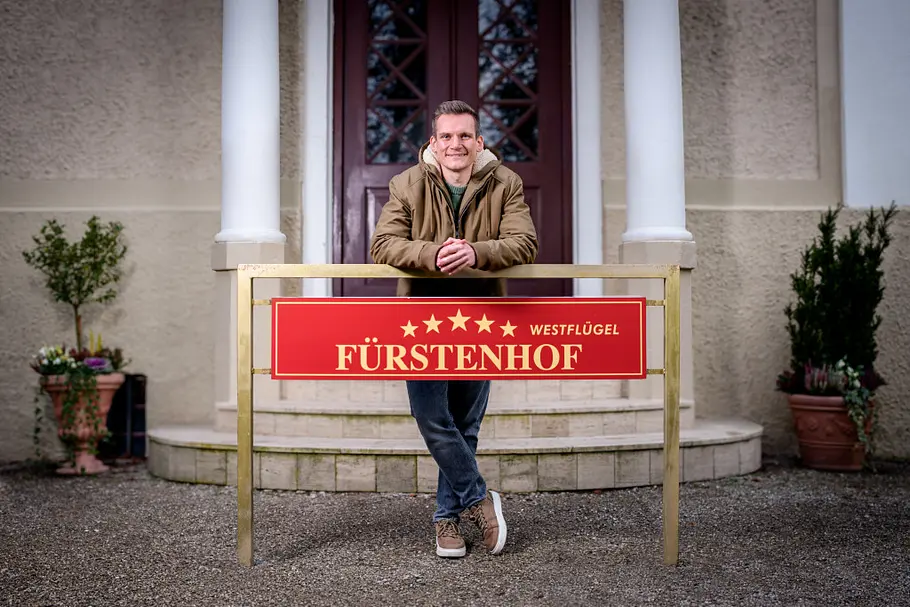 Frederik Bott übernimmt die Rolle des Försters Marlon Ständler