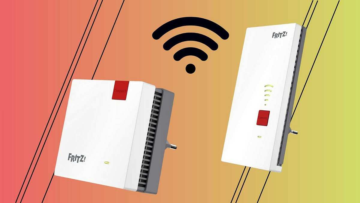 Zwei Fritz Repeater und ein Wi-Fi-Symbol vor rot-gelbem Hintergrund