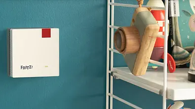 Ein Repeater von Fritz in einer Steckdose im Kinderzimmer - Foto: Fritz/PR