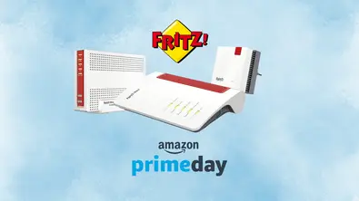 Router und Repeater von Fritz! vor einem himmelblauen Hintergrundbild und mit einem Amazon Prime Logo und Fritz!-Logo - Foto: TV Movie / Canva Router und Repeater von Fritz! vor einem himmelblauen Hintergrundbild und mit einem Amazon Prime Logo und Fritz!-Logo - Foto: TV Movie / Canva