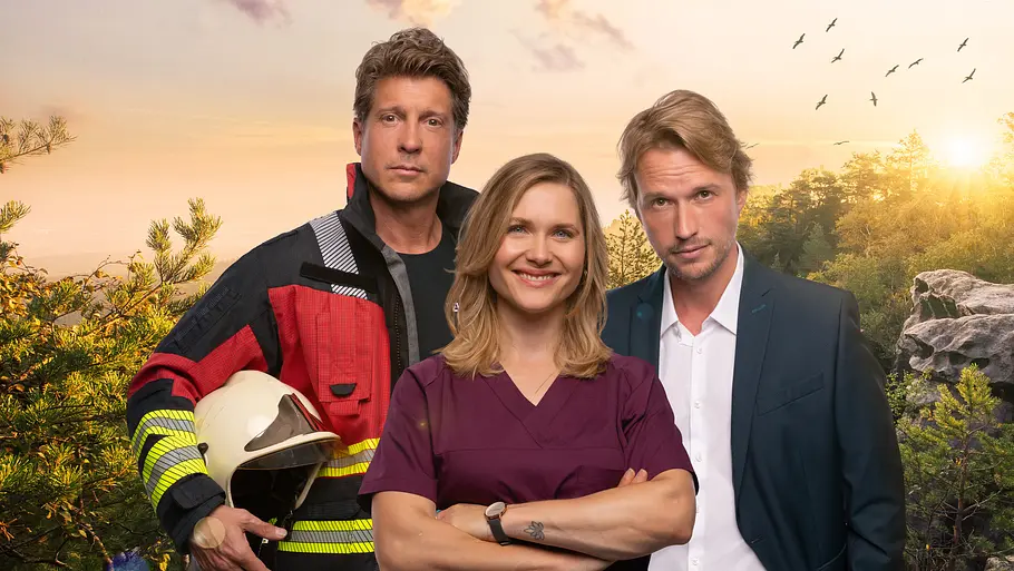Für „Frieda“ brennt das Sat.1-Publikum scheinbar doch nicht. Sebastian Deyle, Laura Lippmann und Christopher Kohn stehen nebeneinander.