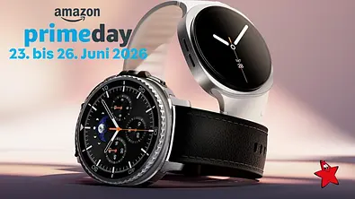 Zwei Samsung Galaxy Smartwatches mit rundem Display und Lederarmband vor einem neutralen Hintergrund - Foto: Amazon PR Zwei Samsung Galaxy Smartwatches mit rundem Display und Lederarmband vor einem neutralen Hintergrund - Foto: Amazon PR